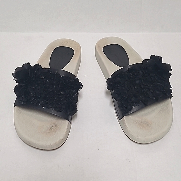Zara Ruffle Slides - Picture 1 of 6